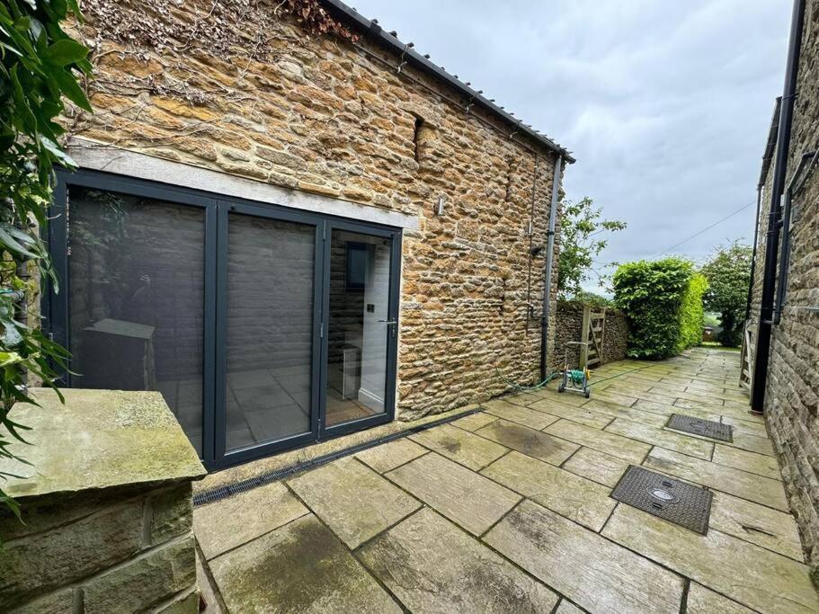 Beautifully Converted Home Hutton Bushel Exterior photo